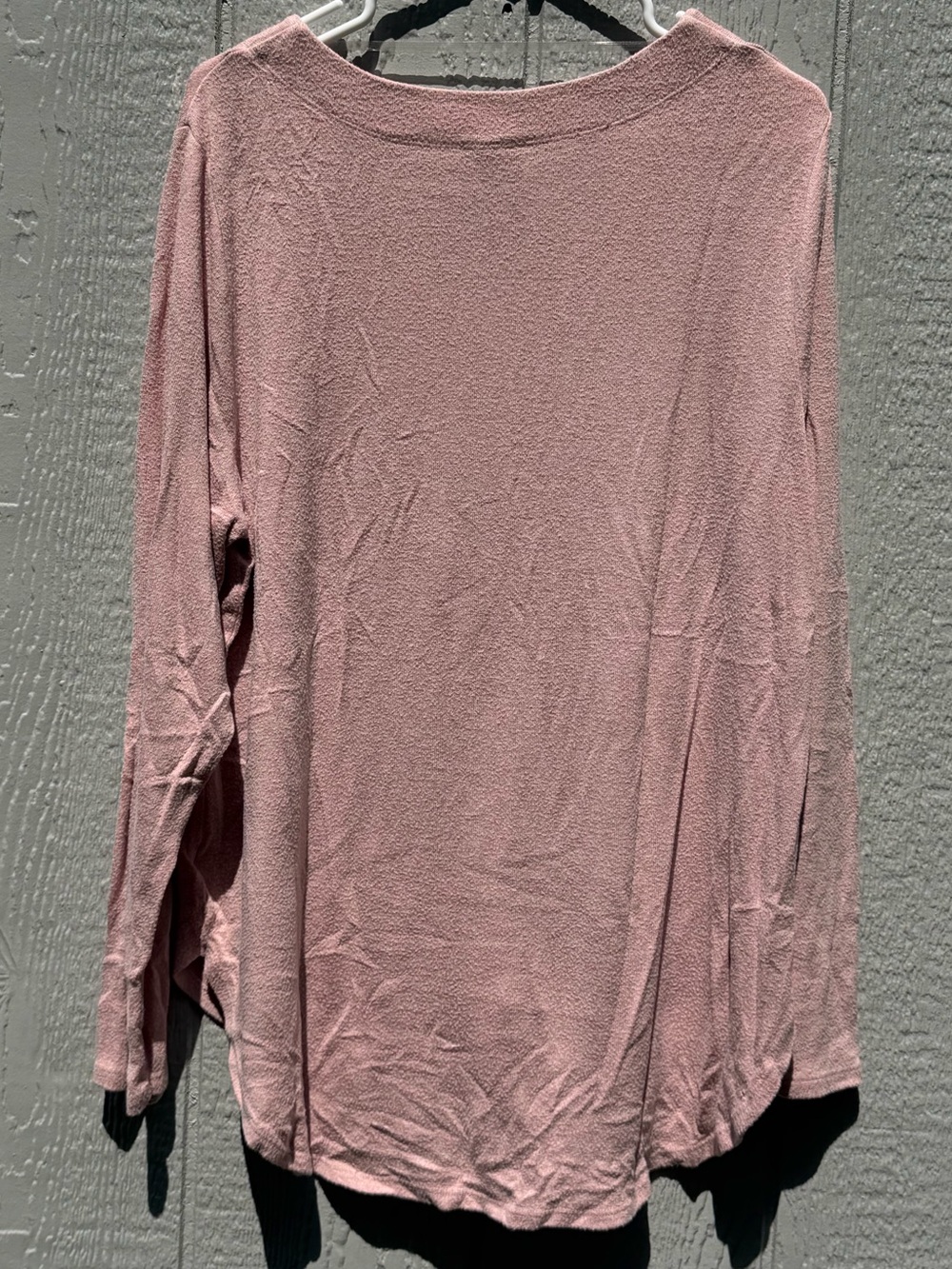 Ava & Viv Dusty Rose V-Neck Long Sleeve Top - Picture 2 of 3